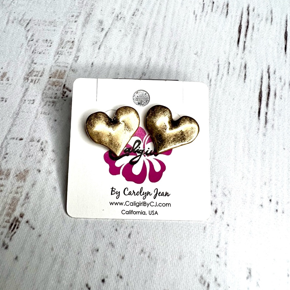 Caligirl Heart  Earrings